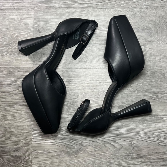 Jenn Ardor Pointed Toe Platform Block High Heels with Ankle Strap, Black - 6.5 - Picture 4 of 13